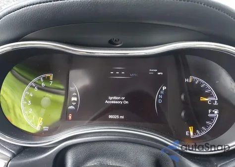 2016 Jeep Grand Cherokee High Altitude z USA, uszkodzony, nr VIN 1C4RJFCG3GC450833